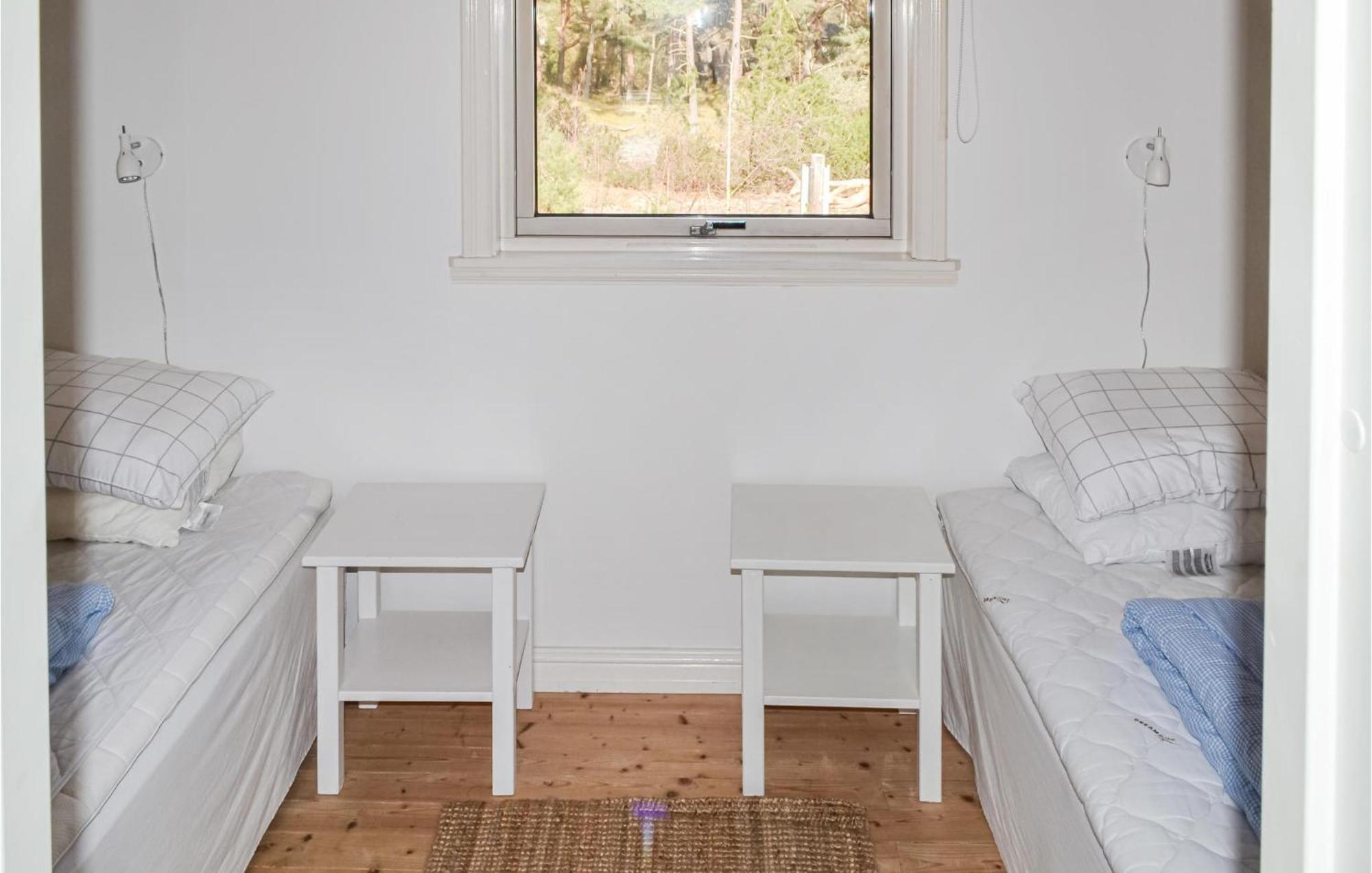 Gorgeous Home In Borrby With Wifi Eksteriør billede